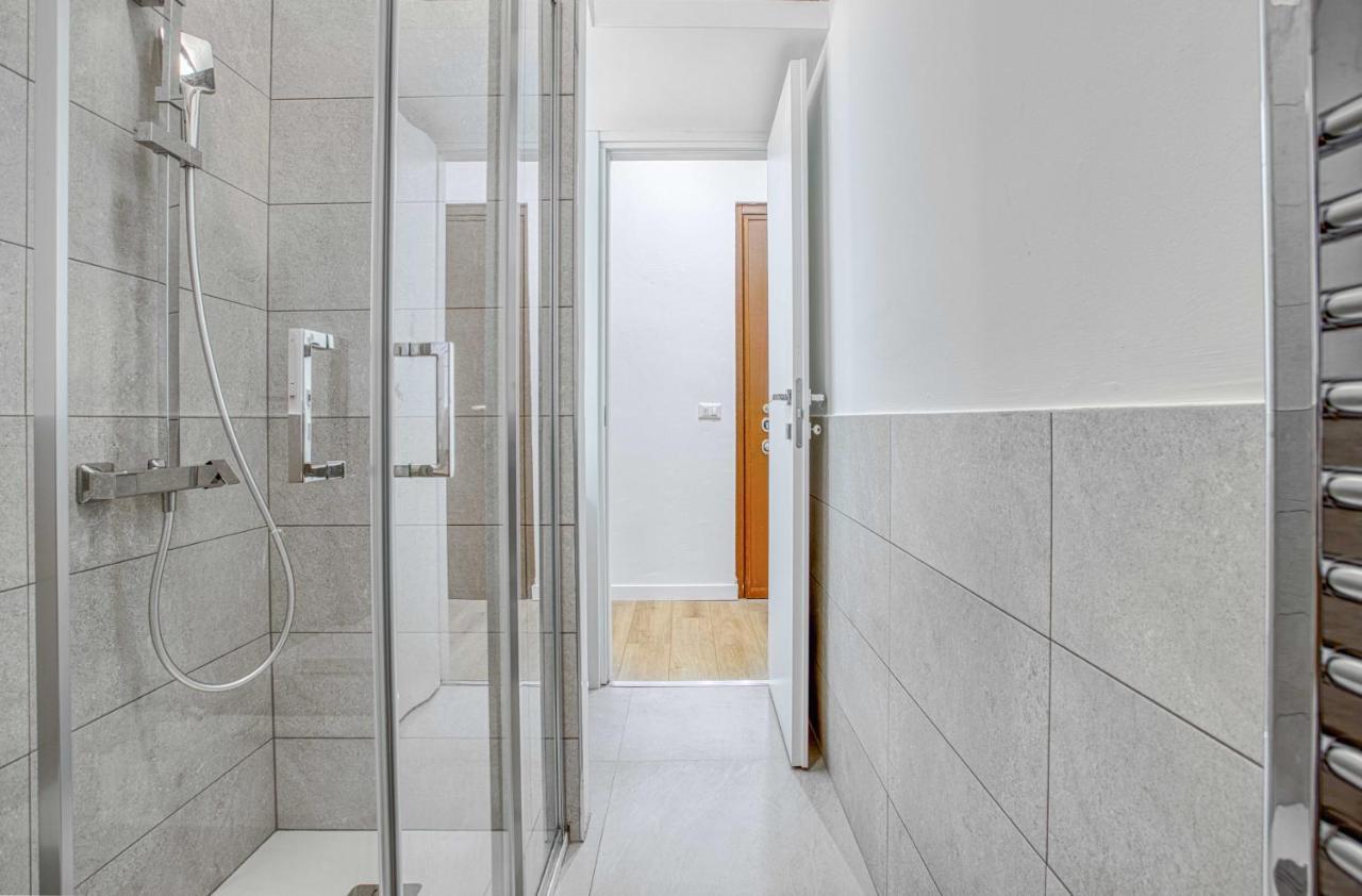 Joivy Warm And Inviting Flat With Balcony Apartment Milan Exterior photo